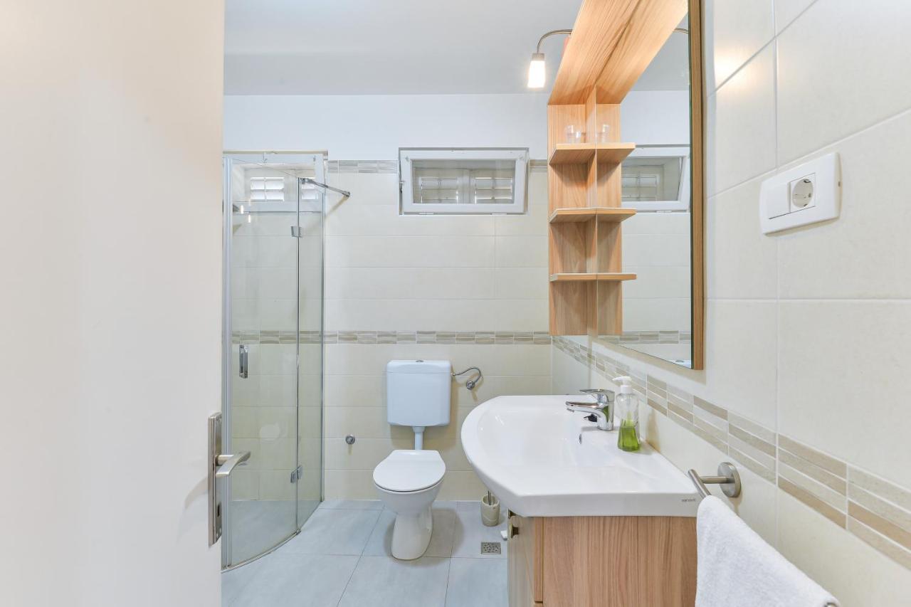 Apartments With A Parking Space Bibinje, Zadar - 12270 Εξωτερικό φωτογραφία